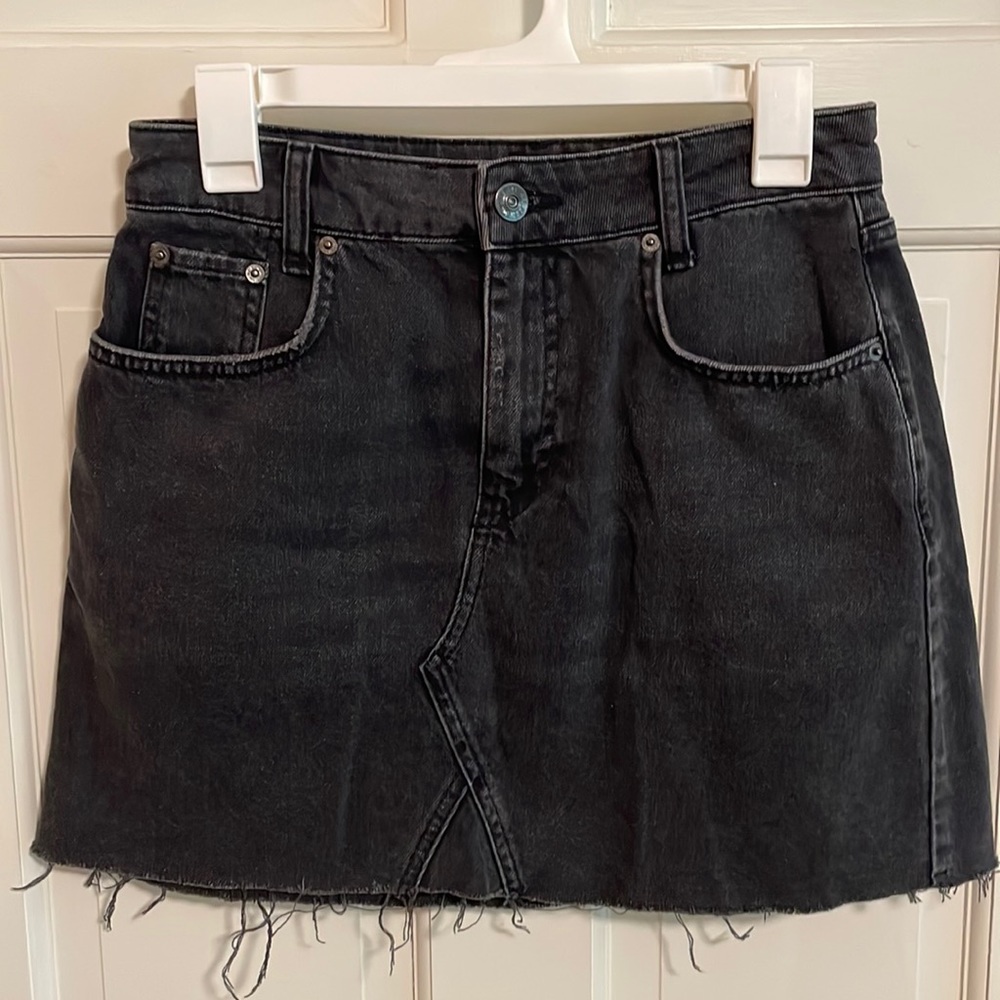 URBAN OUTFITTERS jean skirt